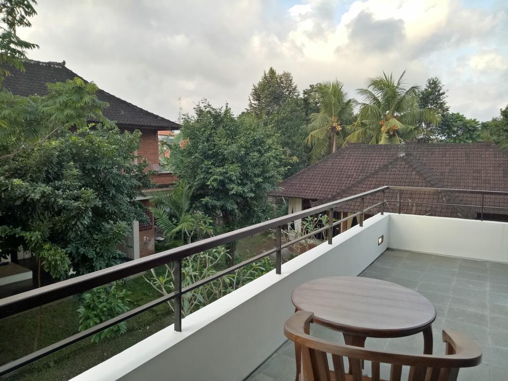 Legong Guesthouse อูบุด ภายนอก รูปภาพ