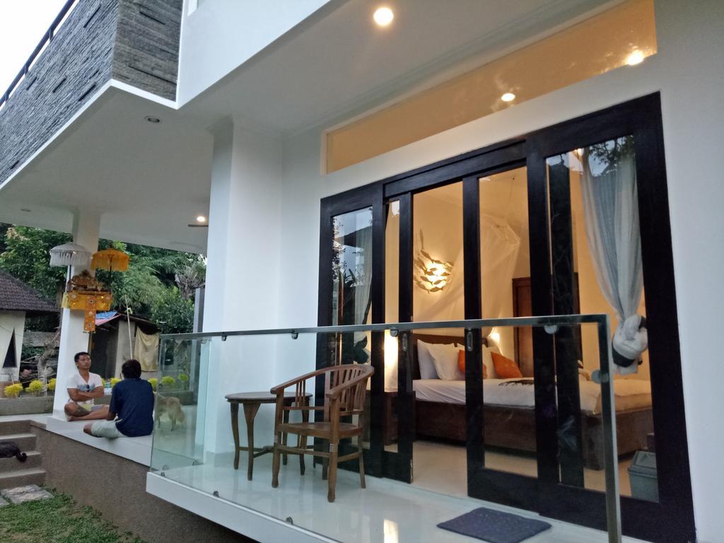 Legong Guesthouse อูบุด ภายนอก รูปภาพ