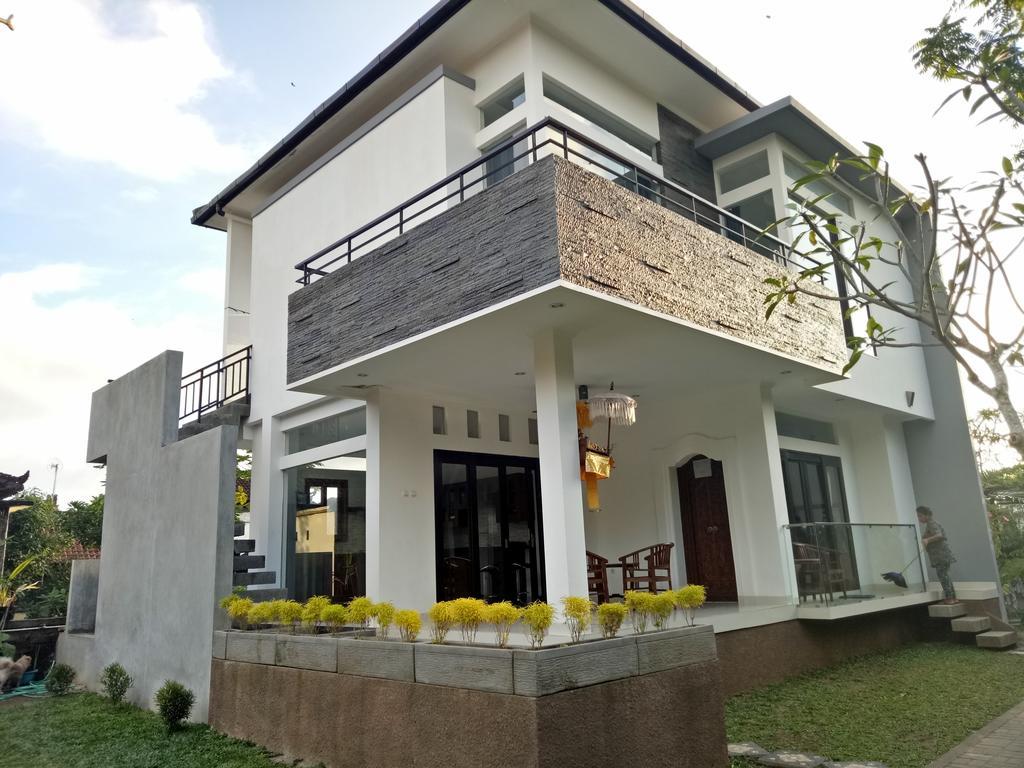 Legong Guesthouse อูบุด ภายนอก รูปภาพ