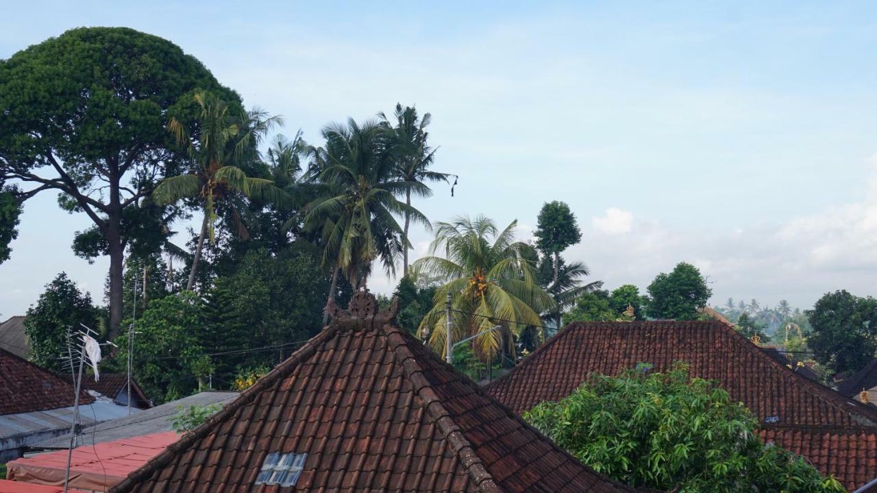 Legong Guesthouse อูบุด ภายนอก รูปภาพ