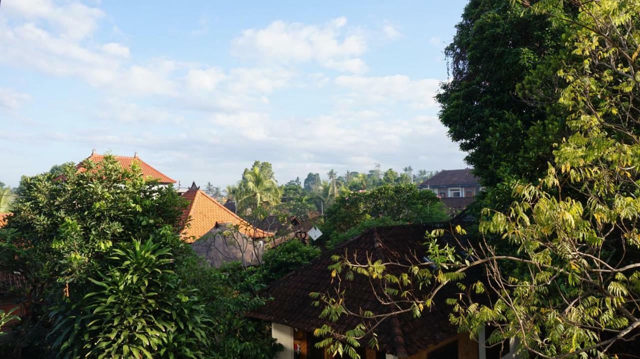 Legong Guesthouse อูบุด ภายนอก รูปภาพ